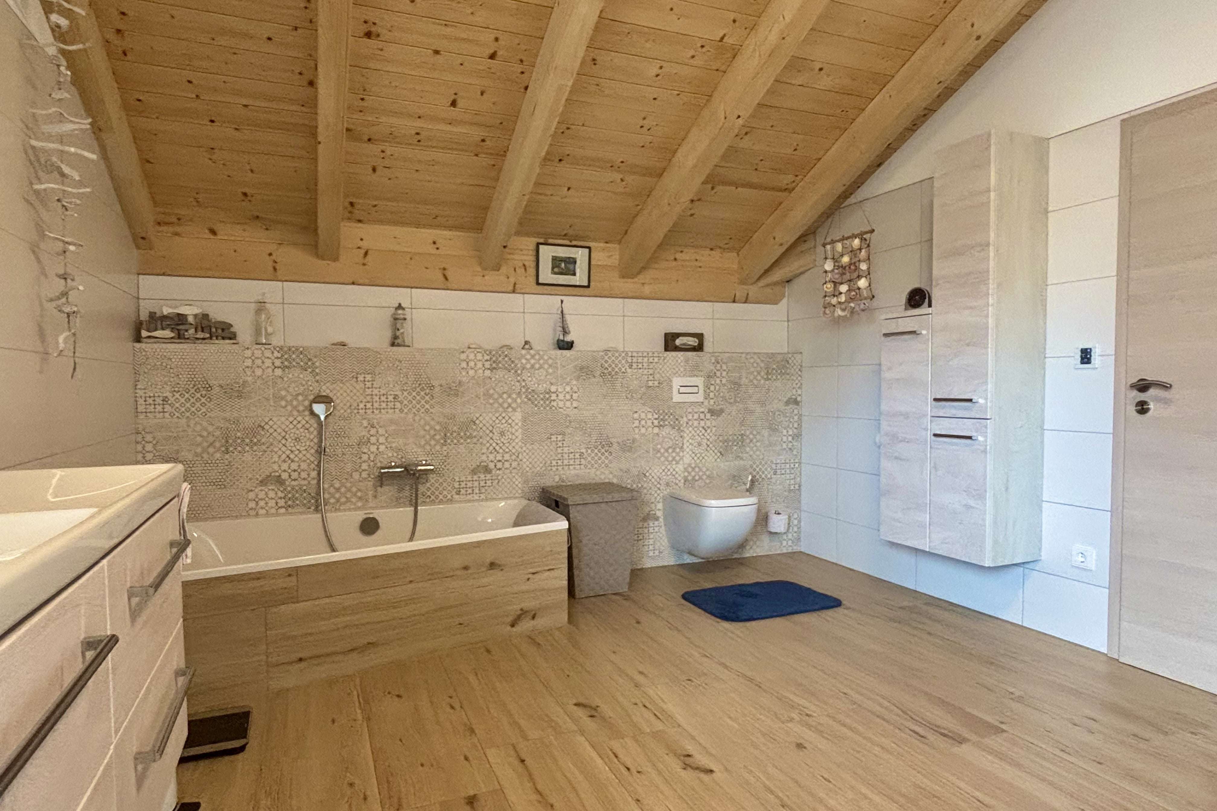 Immobilie in Wegscheid - Ideal für die Familie oder für Paare! Stilvoll und neuwertig Wohnen in ländlicher Lage! - Bild 5