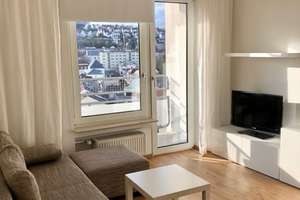 Möblierte, neuwertige 2,5-Zimmer-Wohnung mit zwei Balkonen und EBK in zentraler Lage – Friedhofstrasse 25, 70191 Am Pragfriedhof, Stuttgart – Vorschaubild 2