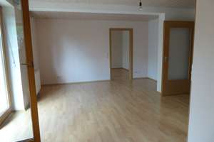 Schöne, helle 3,5-Zimmer Wohnung in Niedrigenergiehaus – Die vollständige Adresse der Immobilie erhältst du vom Anbieter., 72770 Betzingen, Reutlingen – Vorschaubild 3