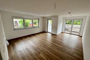 Exklusive 2-Zimmer-EG-Wohnung in Oberstdorf mit sonniger Terrasse und kompakten Gartenanteil – 87561 Oberstdorf – Vorschaubild 2