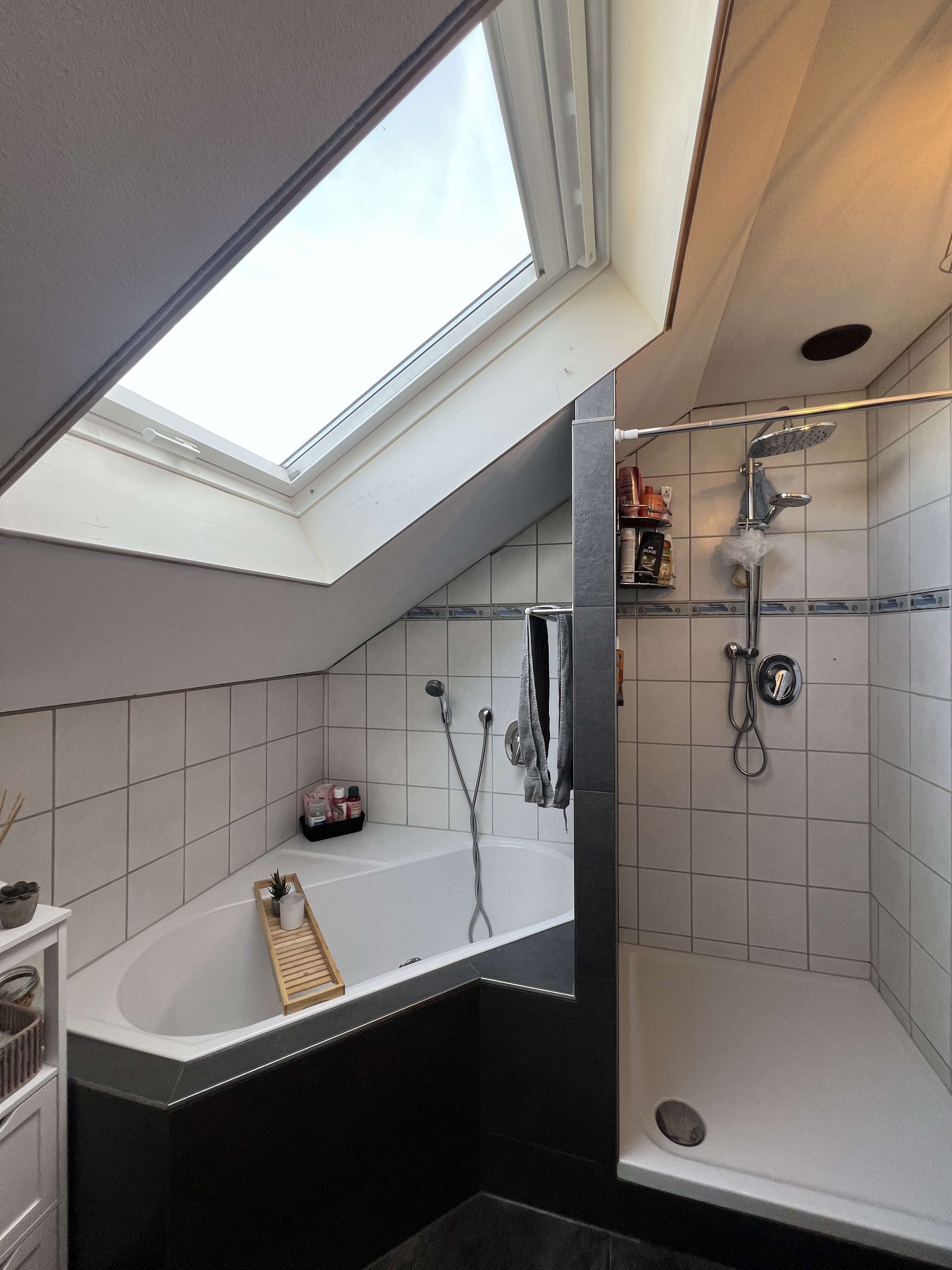 Immobilie in Dunningen - Familientraum in bevorzugter Wohnlage - Charmantes Zweifamilienhaus mit Einliegerwohnung - Bild 7