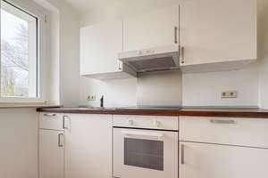 Perfekter Start ins eigene Zuhause – Balkon & Einbauküche inklusive! – Zschopauer Straße 143, 9126 Lutherviertel, Chemnitz – Vorschaubild 2