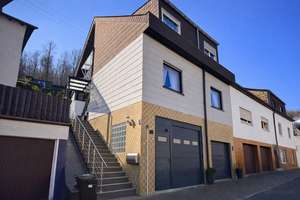 Haus mit zwei Wohneinheiten in Saarbrücken-Scheidt – Die vollständige Adresse der Immobilie erhältst du vom Anbieter., 66133 Scheidt, Saarbrücken – Vorschaubild 2