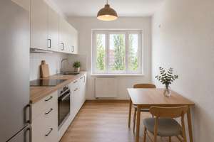 WG-geeignete 2-Zimmer-Wohnung mit Balkon – möbliert – Die vollständige Adresse der Immobilie erhältst du vom Anbieter., 1219 Prohlis-Nord, Dresden – Vorschaubild 2