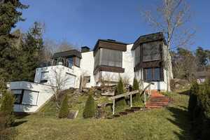 Raum und Licht -- Villa mit Einliegerwohnung in Villingen in bester Aussichtslage – Schwarzwald-Baar-Kreis – Vorschaubild 1