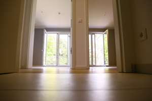 Helle 4 Zimmer Traumwohnung in einer grünen Wohnanlage mit Kaminofen, 2 Balkone, 2 Bädern, EBK – Sauerbruchstraße 13, 14482 Babelsberg Nord, Potsdam – Vorschaubild 21