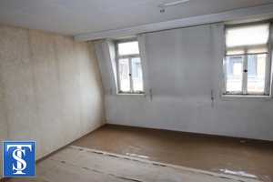 unsaniertes Mehrfamilienhaus / Reiheneckhaus mit 6 WE in Oelsnitz / Vogtland – Vogtlandkreis – Vorschaubild 19