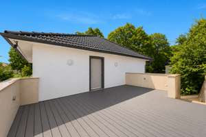 Stadtvilla mit Einliegerwohnung in Frankfurt 2 Garagen,2 Stellplätzen, Terrasse & Garten – 65931 Sindlingen, Frankfurt am Main – Vorschaubild 8