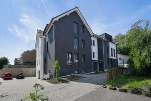 *Neubau* Luxus-EG-Wohnung zum Erstbezug! Barrierefrei! Aufzug, TG, Klima & Garten ZENTRAL in Lennep! – Spielberggasse 17, 42897 Lennep Neustadt, Remscheid – Vorschaubild 2