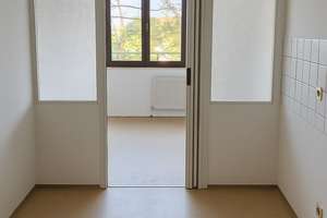 Helle 2,5-Zimmer-Wohnung mit Balkon in Erlangen – Georg-Krauß-Straße 8, 91056 Steinforst, Erlangen – Vorschaubild 7