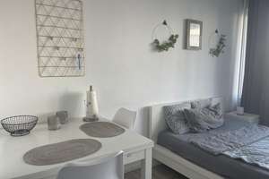Apartment - Winterhuder Marktplatz Top Lage - ab Sofort 