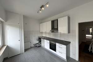 Repräsentative, sehr großzügige 3-Zimmer Wohnung im 1. OG mit Garage in Bonn-Kessenich/Dottendorf – Loki-Schmidt-Platz 1, 53129 Dottendorf, Bonn – Vorschaubild 3