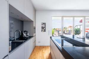 Penthouse-Feeling im Grünen: Großzügige 4-Zimmer-Wohnung mit Terrasse und Balkon in Berlin-Britz – Die vollständige Adresse der Immobilie erhältst du vom Anbieter., 12347 Britz, Berlin – Vorschaubild 10