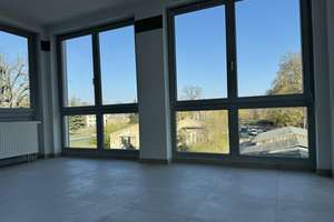 Seeblick • Eckwohnung mit viel Licht • Balkon zum Wasser • hochwertig saniert – Tschudistraße 8c, 14476 Neu Fahrland, Potsdam – Vorschaubild 4
