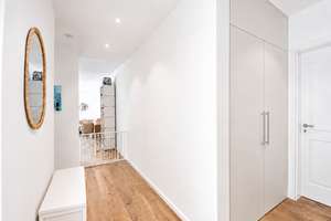 JAKOBSHOF: 4-Zi-Penthouse mit Stil & Format. Dachterrasse. Top-Interieur. Aufzug. 2 TG-Plätze. – Die vollständige Adresse der Immobilie erhältst du vom Anbieter., 40215 Friedrichstadt, Düsseldorf – Vorschaubild 14