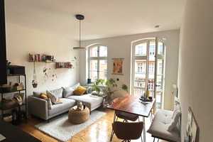 ANFRAGEN ÜBER DAS KONTAKTFELD! Schöne, ruhige und WG-geeignete 3-Zimmer-Wohnung im Altbaudenkmal – Torstraße 85, 10119 Berlin – Vorschaubild 1