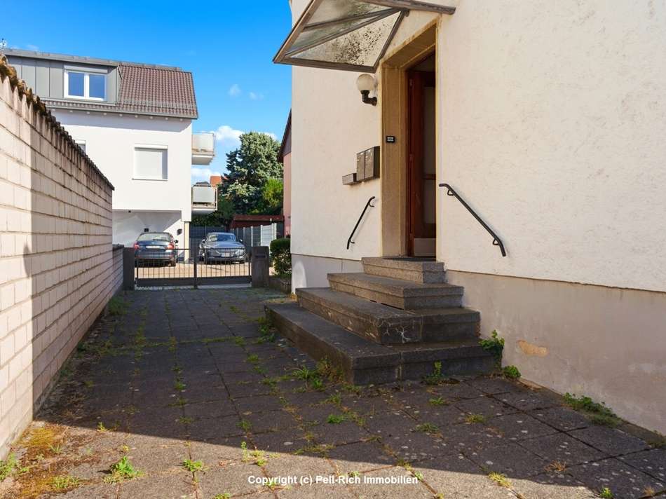 Eingang zum Haus/Stellplatz