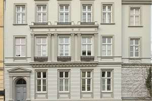 Großzügige Gründerzeit-Etage mit zwei eigenen Parkplätzen – Die vollständige Adresse der Immobilie erhältst du vom Anbieter., 23552 Innenstadt, Lübeck – Vorschaubild 2