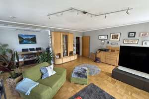 Großzügiges Wohnen: 3,5-4-Zi-ETW mit Südbalkon, EBK & Garage. Innenstadt Ost / Körne.