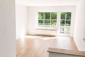 Frisch renovierte 4-Zimmer-Dachgeschosswohnung mit Balkon in ruhiger Lage – grasseler straße 90, 38110 Wabe-Schunter-Beberbach, Braunschweig – Vorschaubild 2