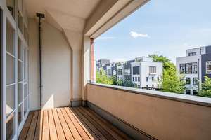 Urbanes Refugium im Flaschenturm: Monumentales Wohnen auf Stralau – Die vollständige Adresse der Immobilie erhältst du vom Anbieter., 10245 Friedrichshain, Berlin – Vorschaubild 2