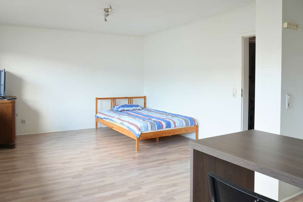 Immobilie in Ammerbuch - Helle 1-Zimmer Wohnung ideal für Singles & Kapitalanleger - Bild 1