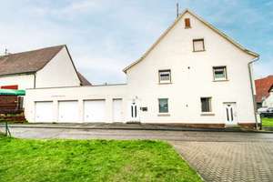Wohn- und Geschäftshaus mit Top-Potenzial ! Aktuell 1 Etage Gewerbefläche + 2 Etagen Wohnfläche – Die vollständige Adresse der Immobilie erhältst du vom Anbieter., 72406 Bisingen – Vorschaubild 1