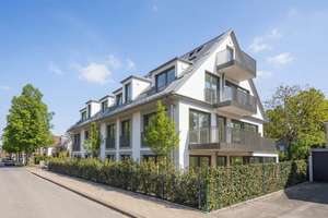 RESERVIERT! Familienfreundliche 4-Zimmer-Gartenwohnung mit luxuriöser Ausstattung – Die vollständige Adresse der Immobilie erhältst du vom Anbieter., 81479 Solln, München – Vorschaubild 1