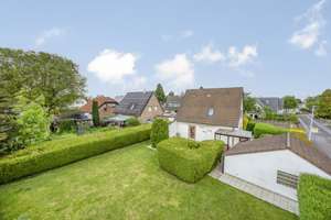 EFH in Bergheim-Büsdorf 743 qm Grundstück 128,38 qm Wohnfläche 58,80 qm Nutzfläche Garage 21,90 qm – Die vollständige Adresse der Immobilie erhältst du vom Anbieter., 50129 Bergheim – Vorschaubild 27