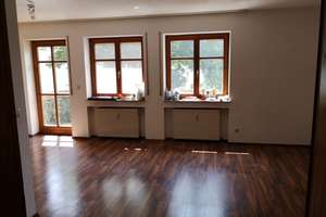 Attraktive 3-Zimmer-Wohnung mit Südwest-Balkon und Einbauküche in Gerlenhofen (Neu-Ulm) 