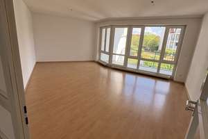 Helle, sanierte Wohnung in ruhiger Wohnanlage