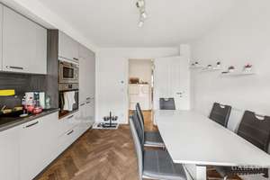 Exklusive Gartenwohnung mit Charme - ruhig gelegen im denkmalgeschützten Haus – Die vollständige Adresse der Immobilie erhältst du vom Anbieter., 81737 Altperlach, München – Vorschaubild 4