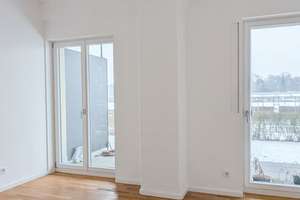 HOMESK - Direkt an der Havel: 4-Zimmer-EG-Wohnung mit Garten, Terrasse und Wasserblick – Parkstraße 11, 13585 Hakenfelde, Berlin – Vorschaubild 17