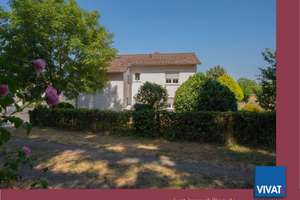3 ZKB im 1.OG am Feldrand in kleiner WEG - mit EBK und Balkon!