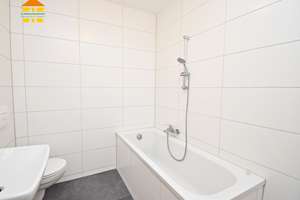 Moderne Maisonette-Wohnung mit renovieren Badezimmer und schönen Laminat – Bernhardstraße 114, 9126 Gablenz, Chemnitz – Vorschaubild 4