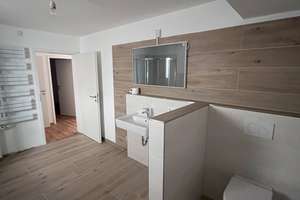 Erstbezug – helle 2-Zimmer-Wohnung mit eigenem Zugang und moderner Ausstattung – Obere Straße 19 a, 89365 Röfingen – Vorschaubild 7