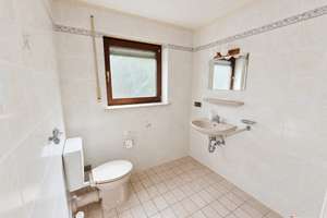 Naturnahe 3-Zimmer-Souterrainwohnung mit großer Terrasse & Fußbodenheizung, sofort bezugsbereit – Die vollständige Adresse der Immobilie erhältst du vom Anbieter., 96450 Mitte, Coburg – Vorschaubild 15
