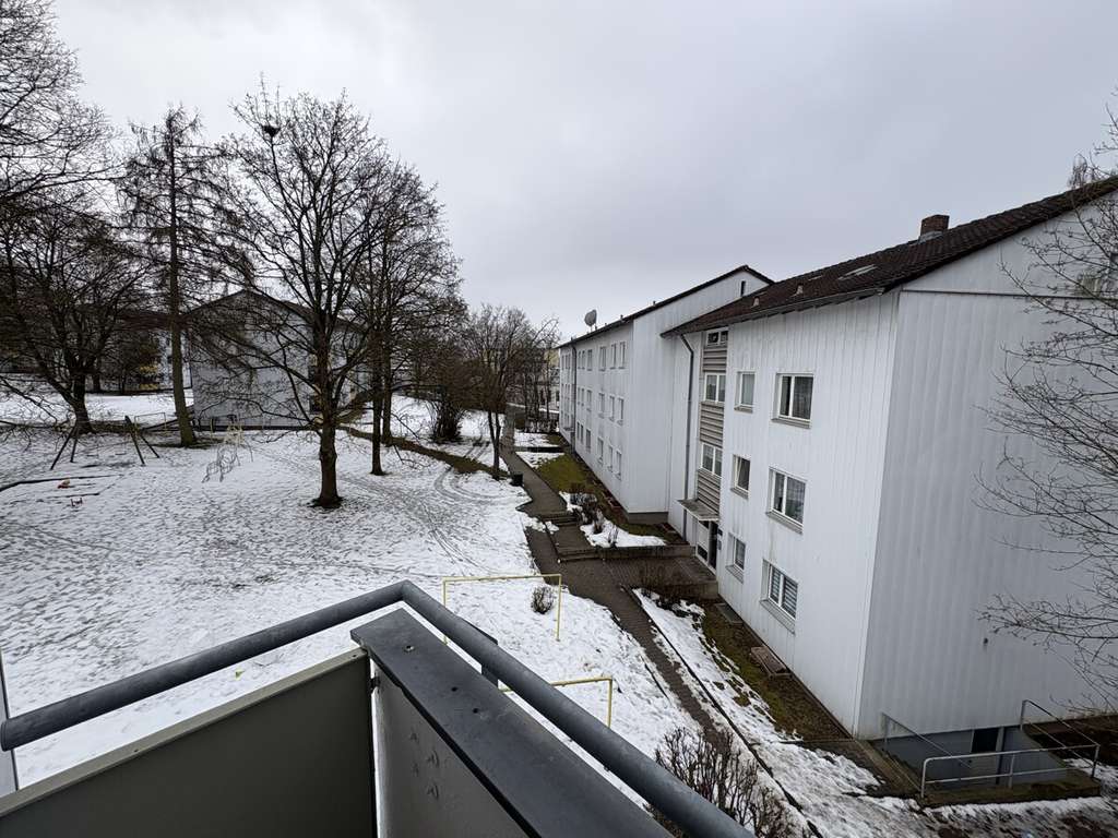 Immobilie in Amberg - Helle 3-Zimmer-Wohnung mit Balkon zum Schnäppchenpreis – sofort verfügbar - Bild 0