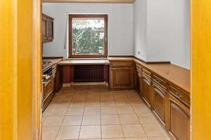 Haus mit Pool, zwei Balkonen, Terrasse und zwei Garagen - Gestaltungspotential, Zweifamilienoption – Die vollständige Adresse der Immobilie erhältst du vom Anbieter., 46242 Fuhlenbrock, Bottrop – Vorschaubild 10