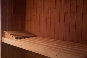 Helle und große 4-Zimmer-Wohnung in Köln Poll in direkter Rheinnähe mit Sauna  – Käulchensweg 34, 51105 Poll, Köln – Vorschaubild 16
