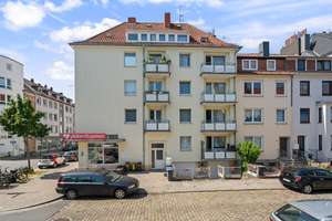 Charmante 3-Zimmer-Eigentumswohnung mit Balkon in begehrter Neustadt-Lage – Die vollständige Adresse der Immobilie erhältst du vom Anbieter., 28199 Hohentor, Bremen – Vorschaubild 2