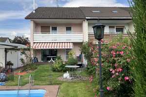 Wunderschönes Reihenendhaus mit Pool in Gundelfingen in 
ruhiger Wohnlage – Breisgau-Hochschwarzwald (Kreis) – Vorschaubild 1