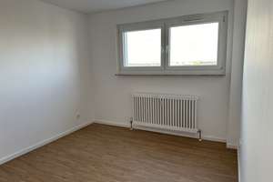 Helle Wohnung mit drei Zimmern in Köln-Ehrenfeld – Iltisstraße 166, 50825 Neuehrenfeld, Köln – Vorschaubild 2