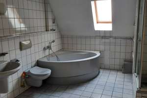 Schöne renovierte Wohnung mit Einbauküche!!!!!! – Die vollständige Adresse der Immobilie erhältst du vom Anbieter., 45326 Altenessen-Süd, Essen – Vorschaubild 2