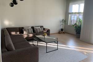 Helle Teilmöblierte Wohnung im Prenzlauer Berg