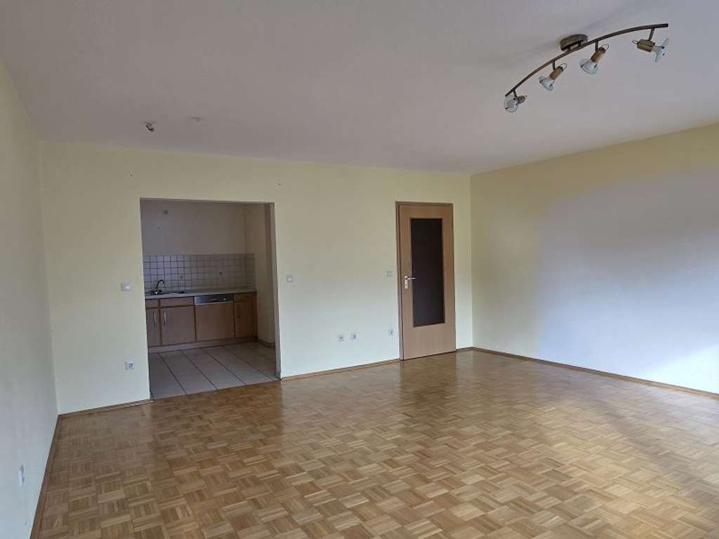 Immobilie in Kamen - Gepflegtes 6 Familienhaus (Wohnungseigentum) zentral in Kamen - Bild 4