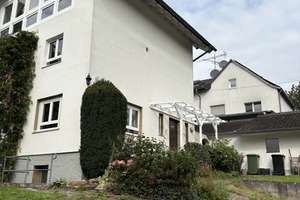 Freistehendes Einfamilienhaus mit ca. 160 m² Wohnfläche, großem Garten & Garage - Hennef   – Im Beckersbungert 1, 53773 Hennef (Sieg) – Vorschaubild 7