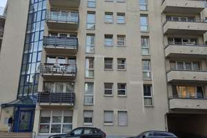 ++ 2 Zi. Whg Balkon und EBK // Parkettboden // GUTSCHEIN ++