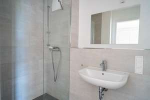 1,5-Zimmer-Wohnung mit traumhaftem Weitblick & eigenem Tiefgaragenstellplatz – 93051 Großprüfening-Dechbetten-Königswiesen, Regensburg – Vorschaubild 10