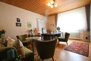Hier hat die Familie Platz – 4 Zimmer, Balkon und Garage in Top-Lage – Die vollständige Adresse der Immobilie erhältst du vom Anbieter., 64297 Eberstadt, Darmstadt – Vorschaubild 9